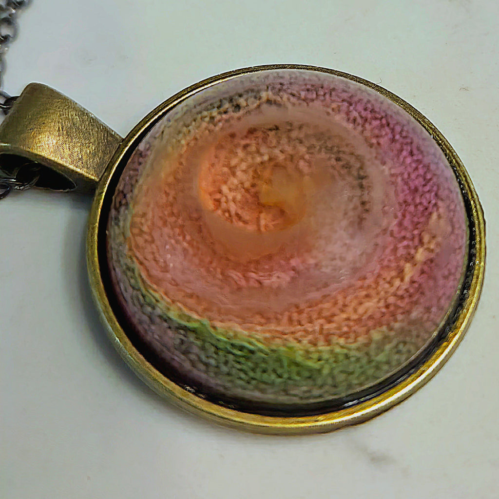 SORBET Handmade Resin Pendant Necklace | Round Petri Jewelry