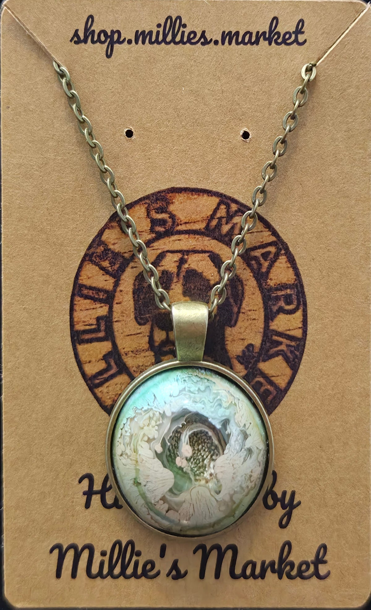 ECHEVERIA Handmade Resin Petri Pendant Necklace