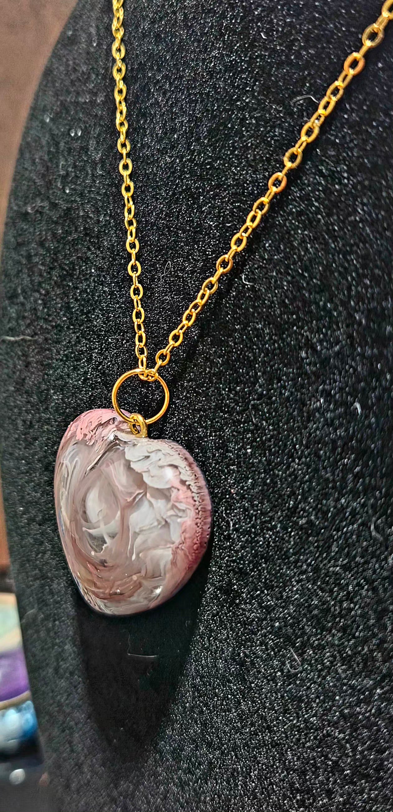 MOCHA Handmade Resin Petri Pendant Necklace